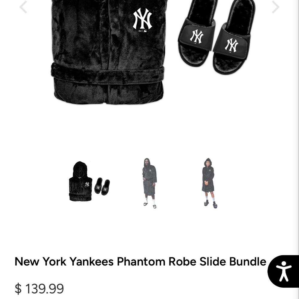 Yankees Plush Robe - Picture 7 of 8